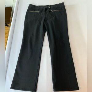 Veronica Beard | Black fitted cropped pants size 10